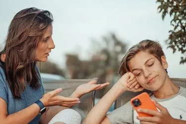 Narcissistic teenagers may sometimes come across as arrogant